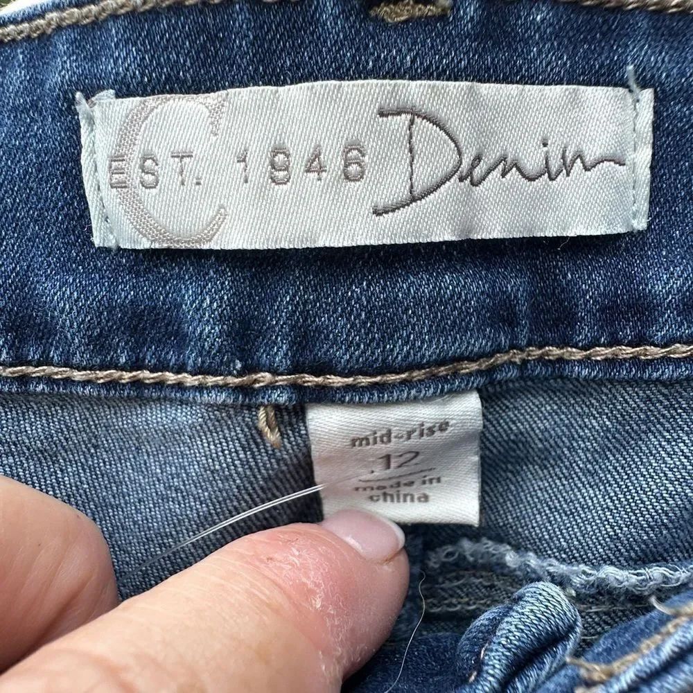 Cato Distressed Blue Jeans - Picture 4 of 6